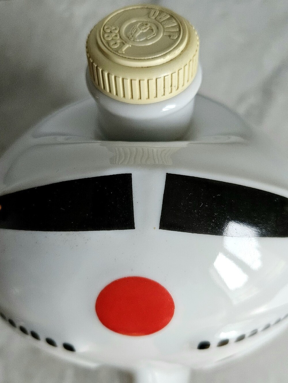 Rare 1988 Jinro Soju Seoul Olympics Ceramic Mask Decanter Bottle - Picture 6 of 15